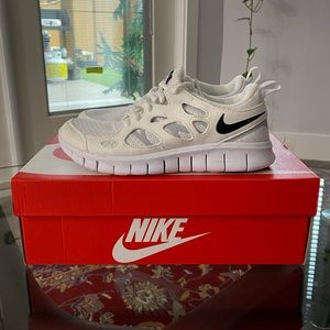 NIKE Free Run 2 Women’s
